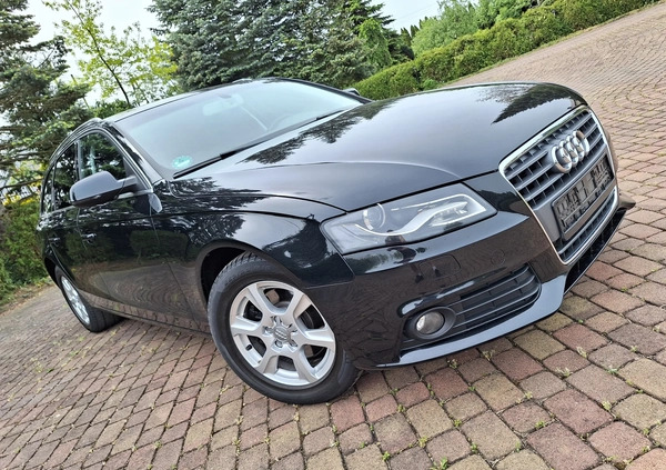 Audi A4 cena 44800 przebieg: 238592, rok produkcji 2012 z Warszawa małe 191